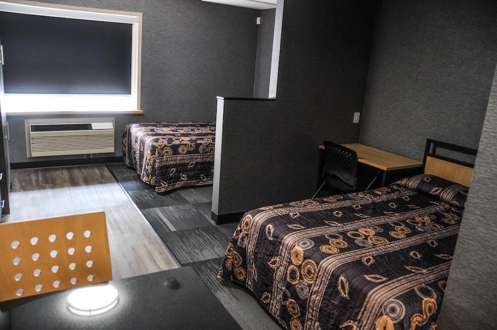 Residence & Conference Centre - Kitchener-Waterloo エクステリア 写真