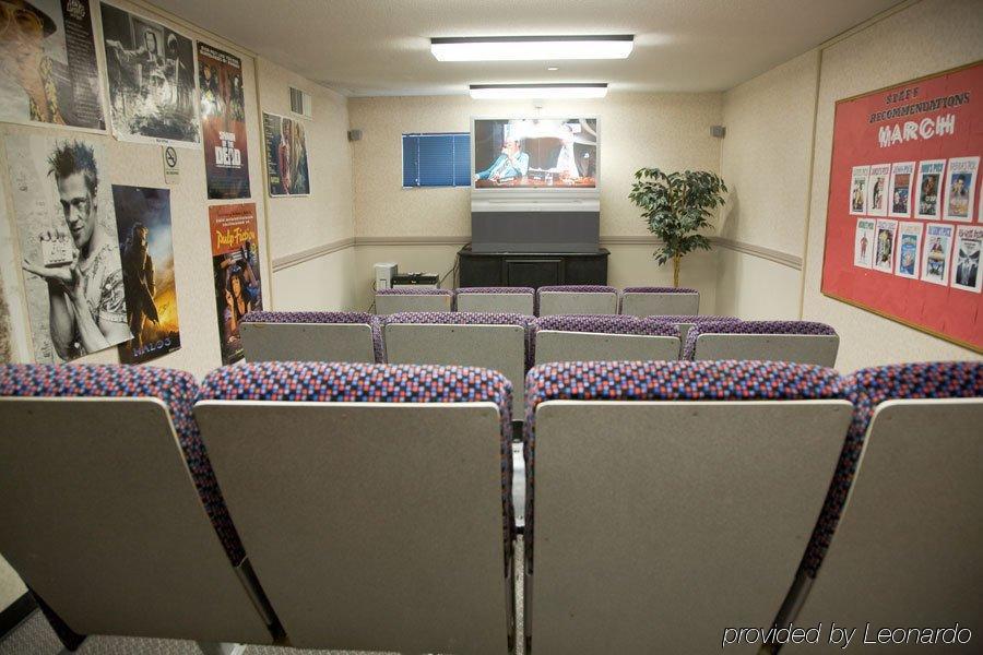 Residence & Conference Centre - Kitchener-Waterloo エクステリア 写真